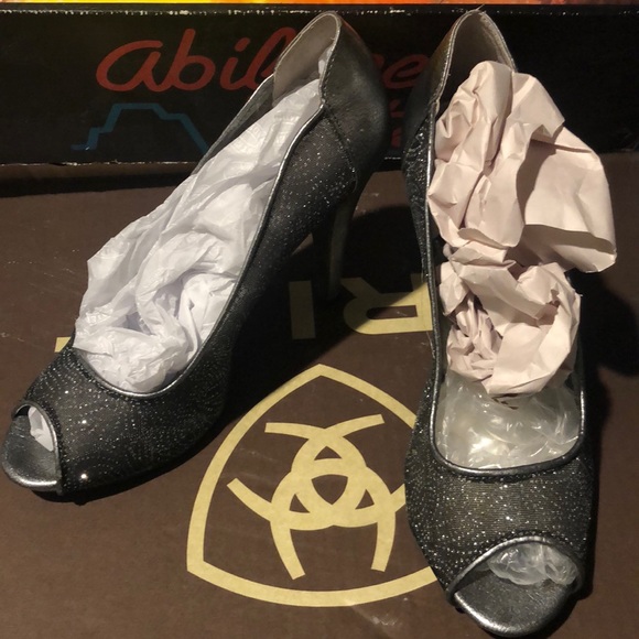 style and Co. size 6 1/2 only worn once silver glitter heels. - Picture 12 of 12